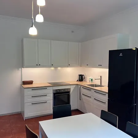 Festivalove 2 -apartament 3 Sypialniami Dla 8 Osob Podczele Apartment