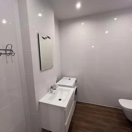 Apartment Festivalove 2 -apartament 3 Sypialniami Dla 8 Osob Podczele *